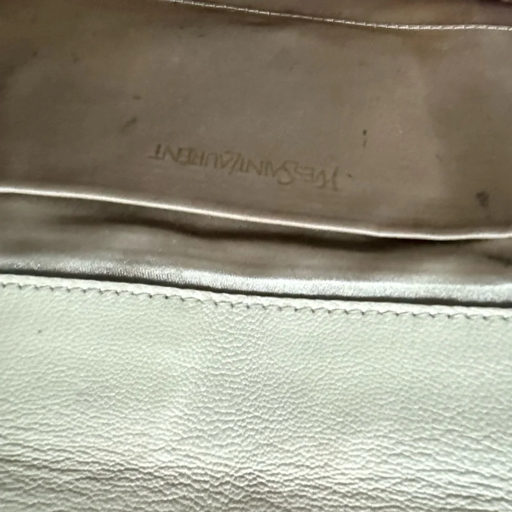 Yves Saint Laurent Cream Clutch - Picture 11 of 11